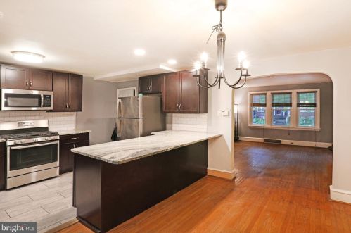 7 Summerfield Ave, Camden, NJ 08108-1228