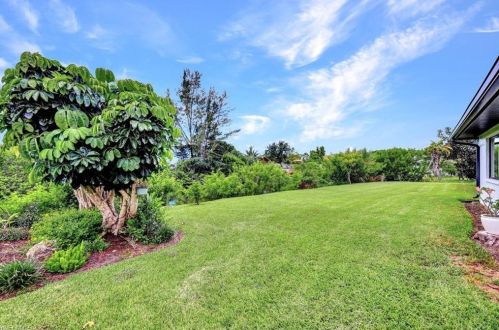 4984 30th Pl, Naples FL  34116-7749 exterior