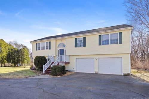 156 Pinney St, Ellington, CT 06029-3645