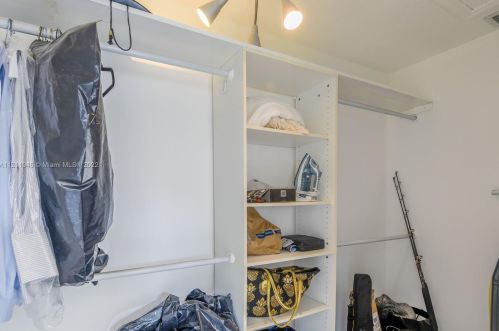 947 Nautilus Isle, Dania Beach FL  33004-2356 exterior