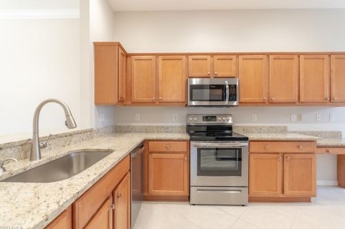 6705 Calumet Dr, Naples FL 34113-1609 exterior