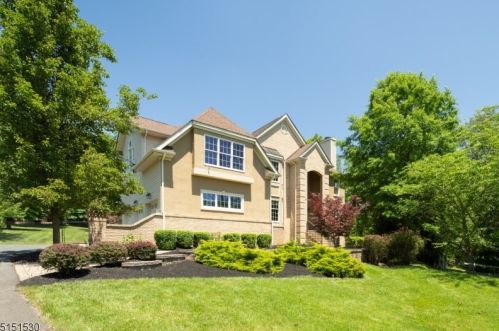 33 Washington Valley Rd, Warren NJ  07059-7047 exterior