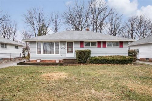 898 Talmadge Ave, Willowick, OH 44092-2134