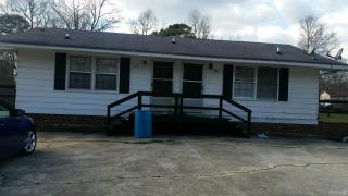 802 Taylor Dr, Lancaster SC  29720-3585 exterior