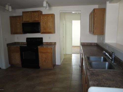 18848 Leland Rd, Maricopa, AZ 85138-5785