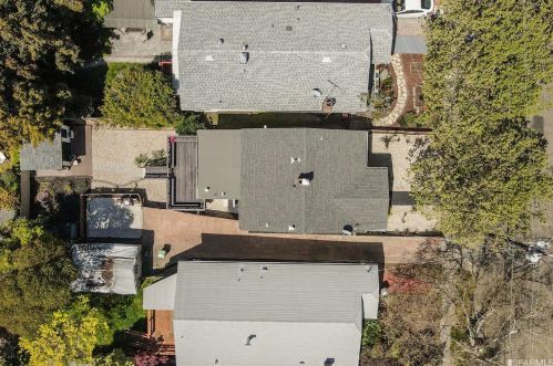 5335 El Camile Ave, Oakland CA  exterior