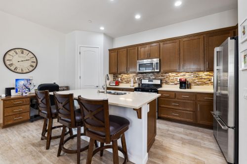 52090 Avenida Mendoza, La Quinta CA  92253-3296 exterior
