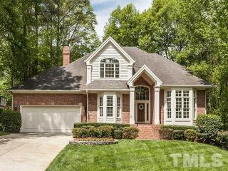 320 Bonniewood Dr, Cary, NC 27518-8964