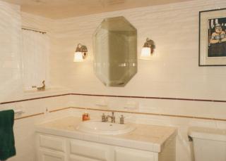 2975 Euclid Heights Blvd, Cleveland OH  44118-2063 exterior