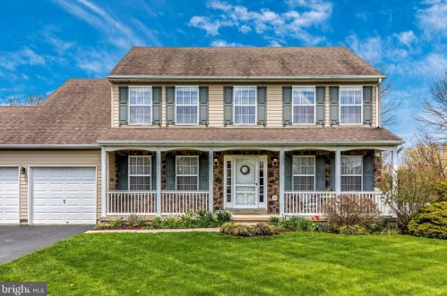 309 Williams Cir, Collegeville PA  19473-2344 exterior