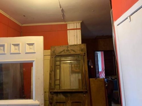 3817 Johnson St, Greenville TX  75401-5206 exterior