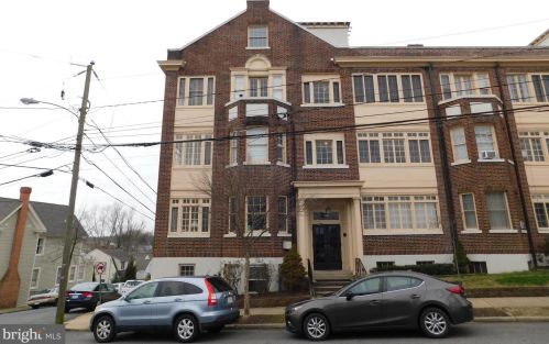 700 Prince Edward St, Fredericksburg, VA 22401-5944