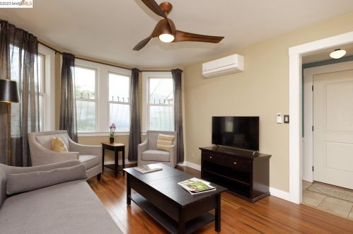 2509 Filbert St, Oakland CA 94607-2920 exterior