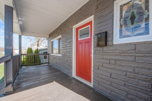 311 Vine St, South Connellsville PA  15425-4838 exterior