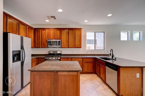 10999 159th Ln, Sun City, AZ 85379-4604