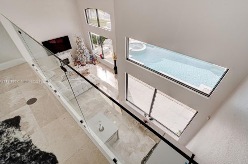 3586 143rd Ave, Hollywood FL  33027-4704 exterior