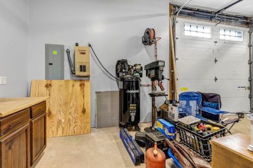 1612 8th St, Beaver Falls PA  15010-4312 exterior