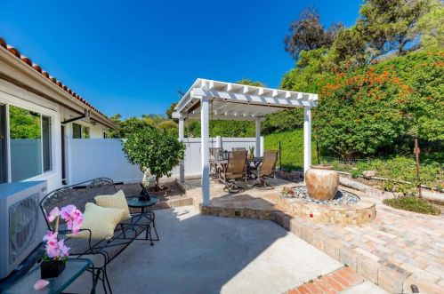 4547 Cordoba Way, Oceanside CA  92056-5102 exterior