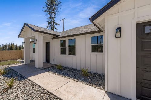 6081 Maxwood Dr, Paradise CA  95969-4348 exterior