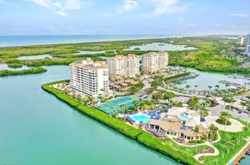 445 Dockside Dr, Naples, FL 34110-3601