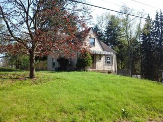 6338 Lowell Dr, Verona, PA 15147-3516