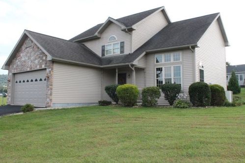 6316 Jason Dr, Huntingdon, PA 16652-8508