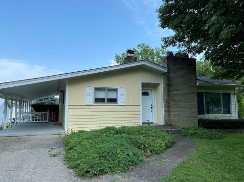 10128 Squire Dr, Florence, KY 41042-3113