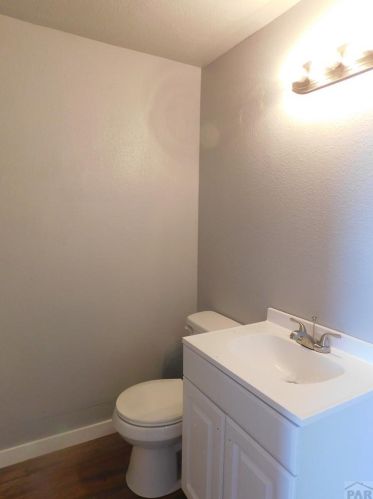 1208 Taylor Ave, Pueblo CO 81006-1043 exterior