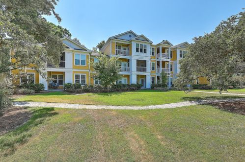 1927 Chatelain Way, Mount Pleasant SC  29464-3272 exterior