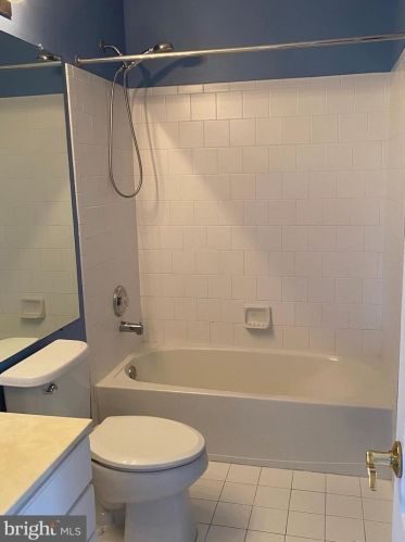 2123 Basswood Dr, Miquon PA 19444-2328 exterior