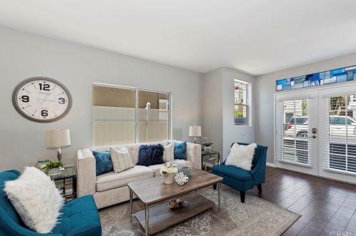 126 33 St, Newport Beach CA  92663-3028 exterior