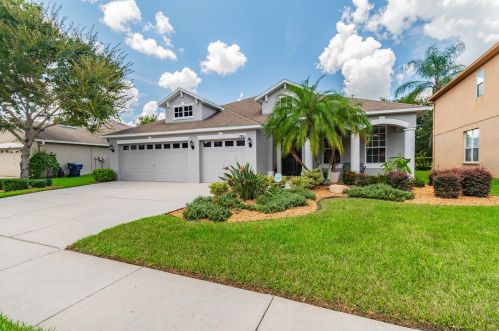 17915 Glenapp Dr, Land O Lakes, FL 34638-7829