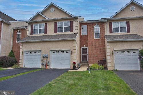 47 Barlow Dr, Souderton PA  18964-2276 exterior