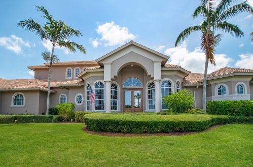 213 Dan River Ct, Marco Island, FL 34145-4211