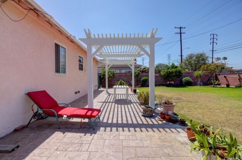 4621 191 St, Torrance CA 90503-1412 exterior