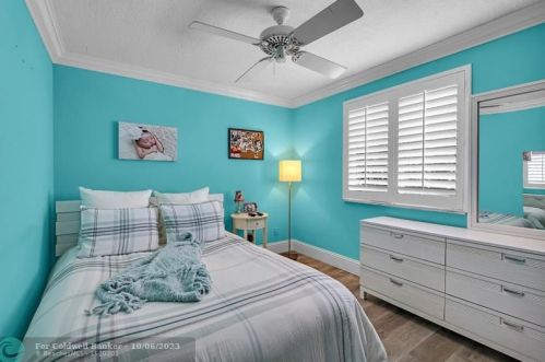 17836 15 Ct, Hollywood FL 33024-4602 exterior