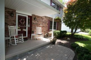 21 Chrisken Dr, Bethlehem Center, NY 12077-3249