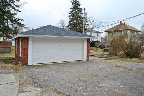 416 Park St, Bellefontaine OH  43311-2448 exterior