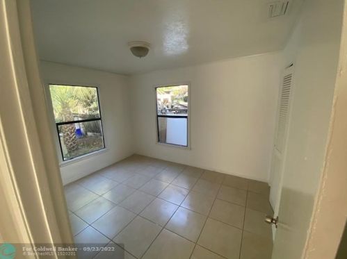 717 57th St, West Palm Beach FL  33407-2515 exterior