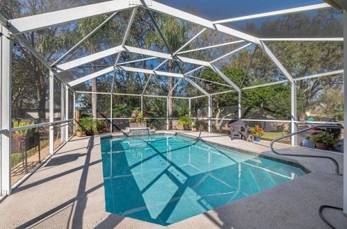 8012 Holly Ridge Dr, Lakeland, FL 33810-1313