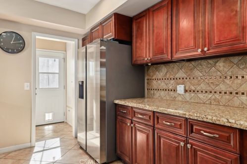 1056 Renwick Rd, Glendora CA  91740-5670 exterior