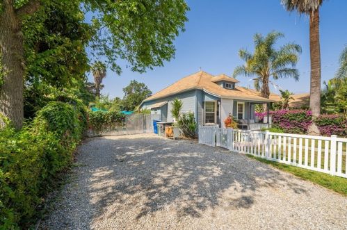 2776 5th St, Riverside, CA 92507-4114