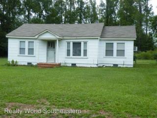 1450 Penderlea Hwy, Burgaw NC  28425-4081 exterior