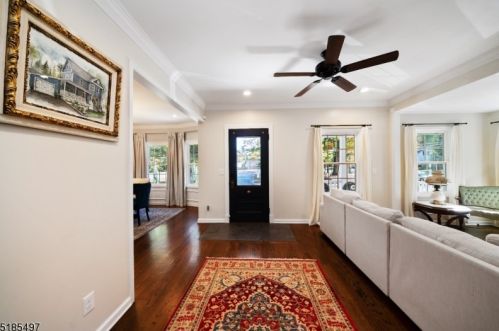 7 Birchwood Rd, Parsippany NJ  07834-1201 exterior