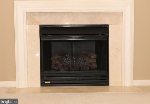 546 Masterson Ct, Trenton NJ  08618-1448 exterior