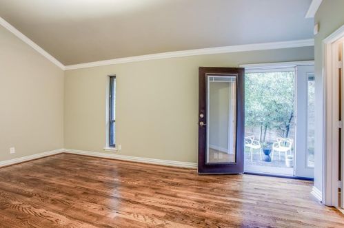 3960 Cedarbrush Dr, Dallas TX  75229-2703 exterior