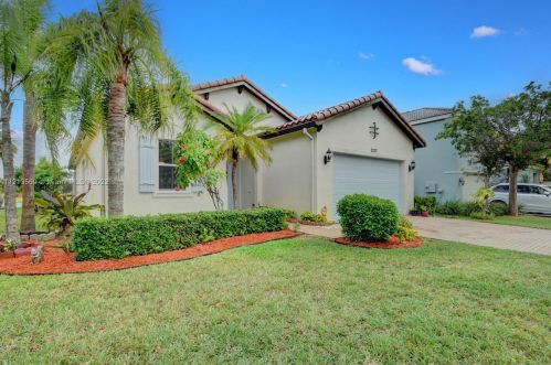 2222 Arterra Ct, West Palm Beach, FL 33411-1417