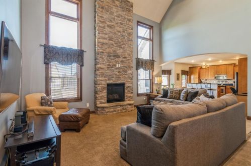 9009 96th Pl, Dyer IN  46373-8972 exterior