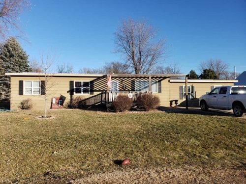 705 Grove St, School Creek, NE 68979-2162