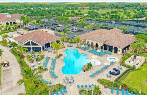 10068 Siesta Bay Dr, Naples, FL 34120-4991